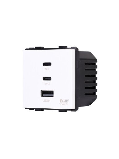 Greito krovimo rozetė Feelspot su USB+C+C jungtimis, 65W, balta