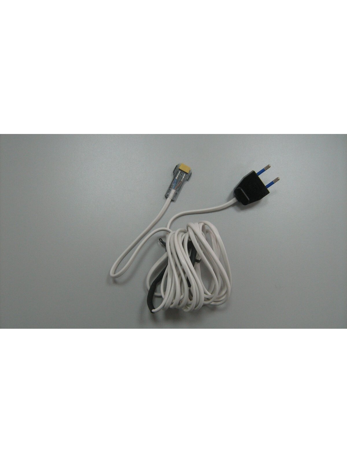 Maitinimo ar prailginimo jungtis modulinei sistemai OPL (kilimėliui ir tinkleliui) 3 Maitinimo ar prailginimo jungtis modulinei sistemai OPL (kilimėliui ir tinkleliui) 3
